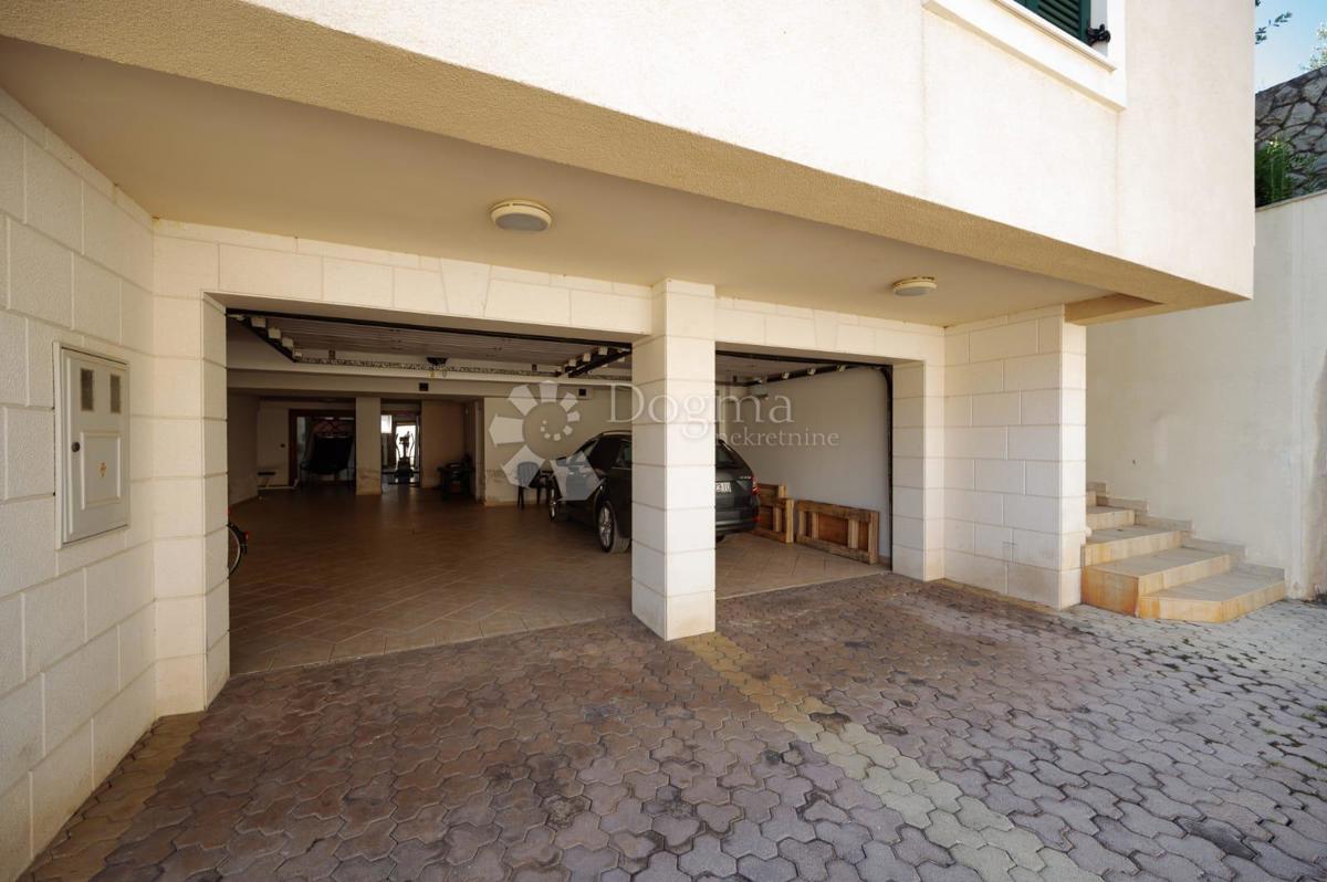 Hiša Kožino, Zadar - Okolica, 880m2