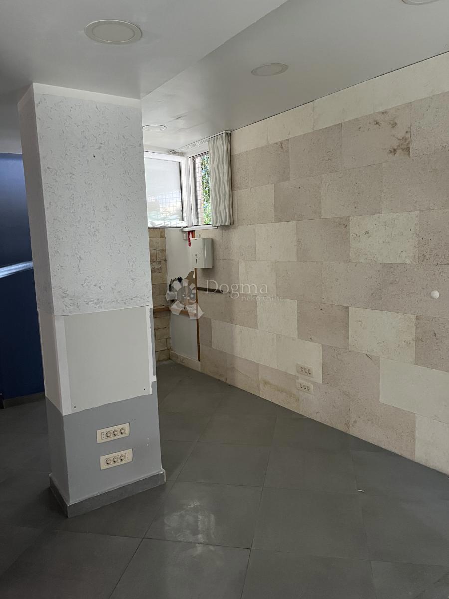 Poslovni prostor Grad, Split, 138m2