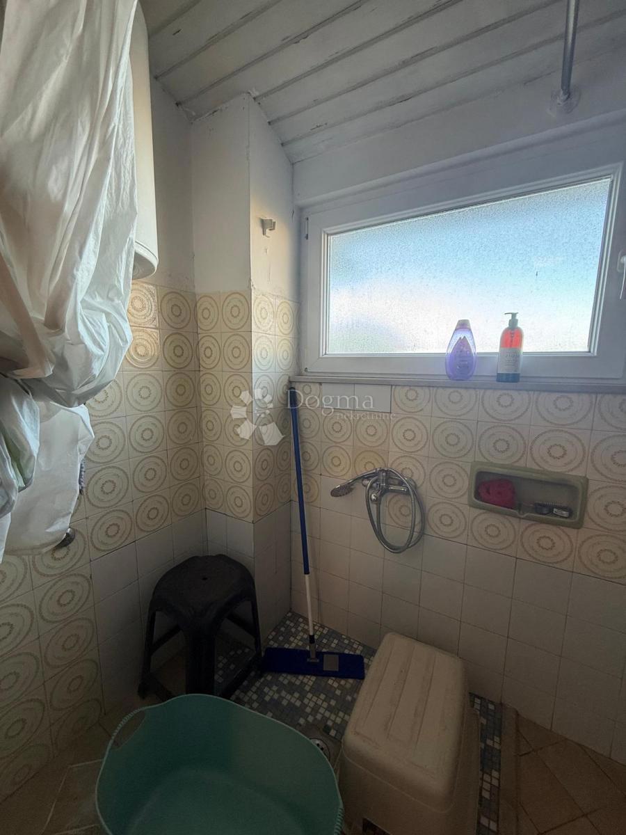 Samostojna hiša z dvema ločenima stanovanjema - VERUDA, PULA