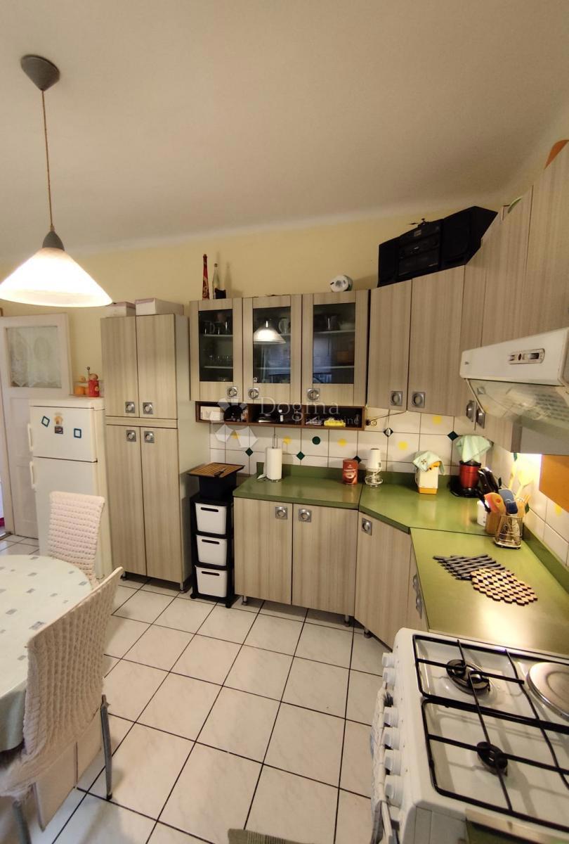 Stanovanje Baldekin, Šibenik, 58m2