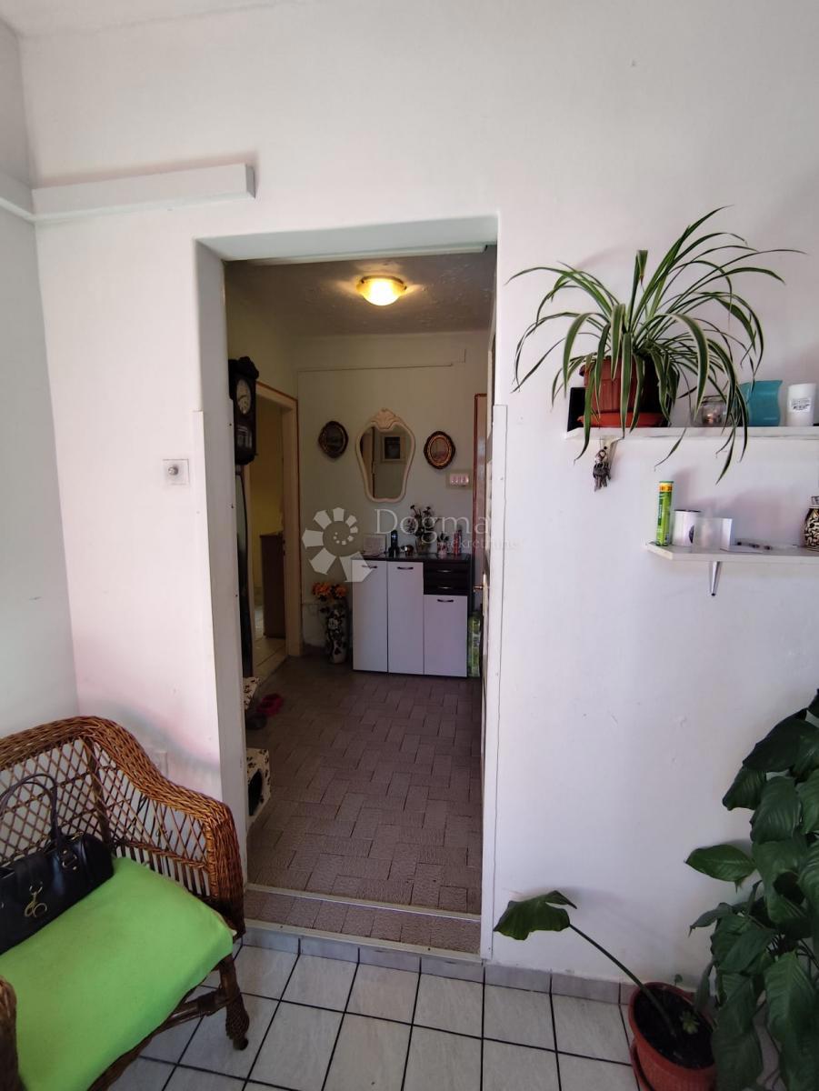 Stanovanje Baldekin, Šibenik, 58m2