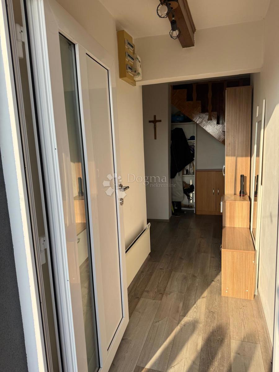 Hiša Varaždin Breg, Gornji Kneginec, 136m2