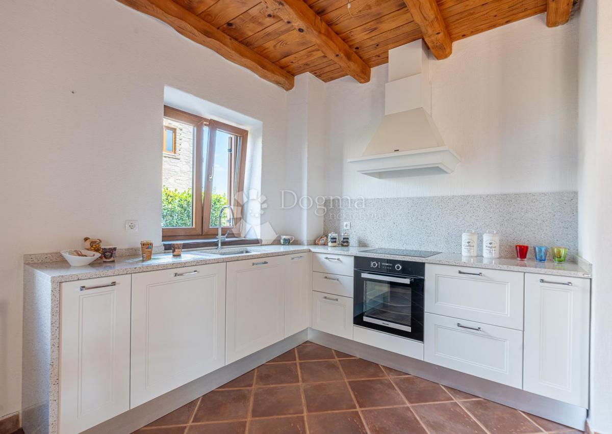 Hiša Svetvinčenat, 147m2