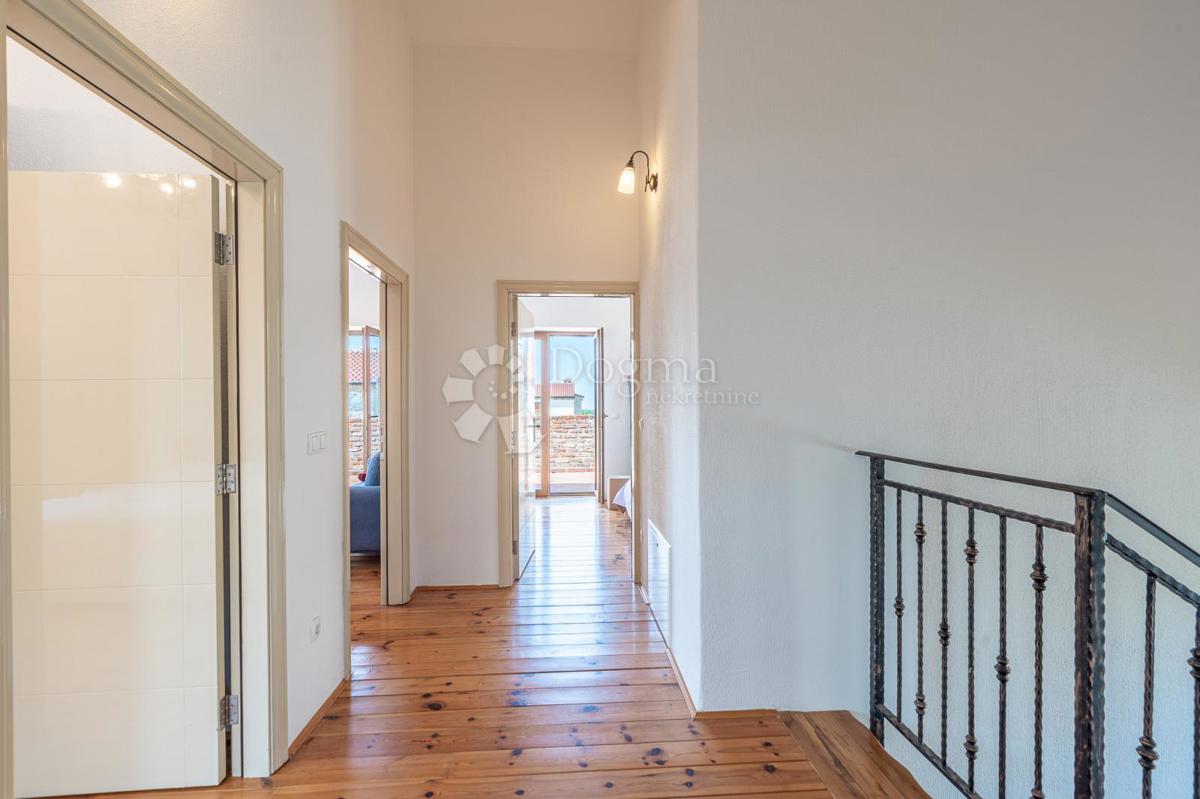 Hiša Svetvinčenat, 147m2