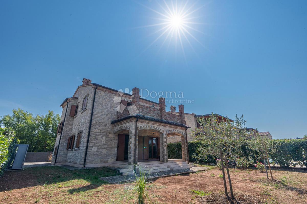 Hiša Svetvinčenat, 147m2