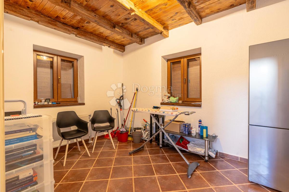 Hiša Svetvinčenat, 147m2