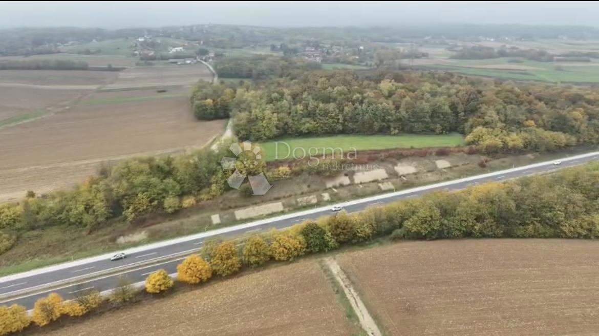 Zazidljivo zemljišče Paukovec, Sveti Ivan Zelina, 12.387m2