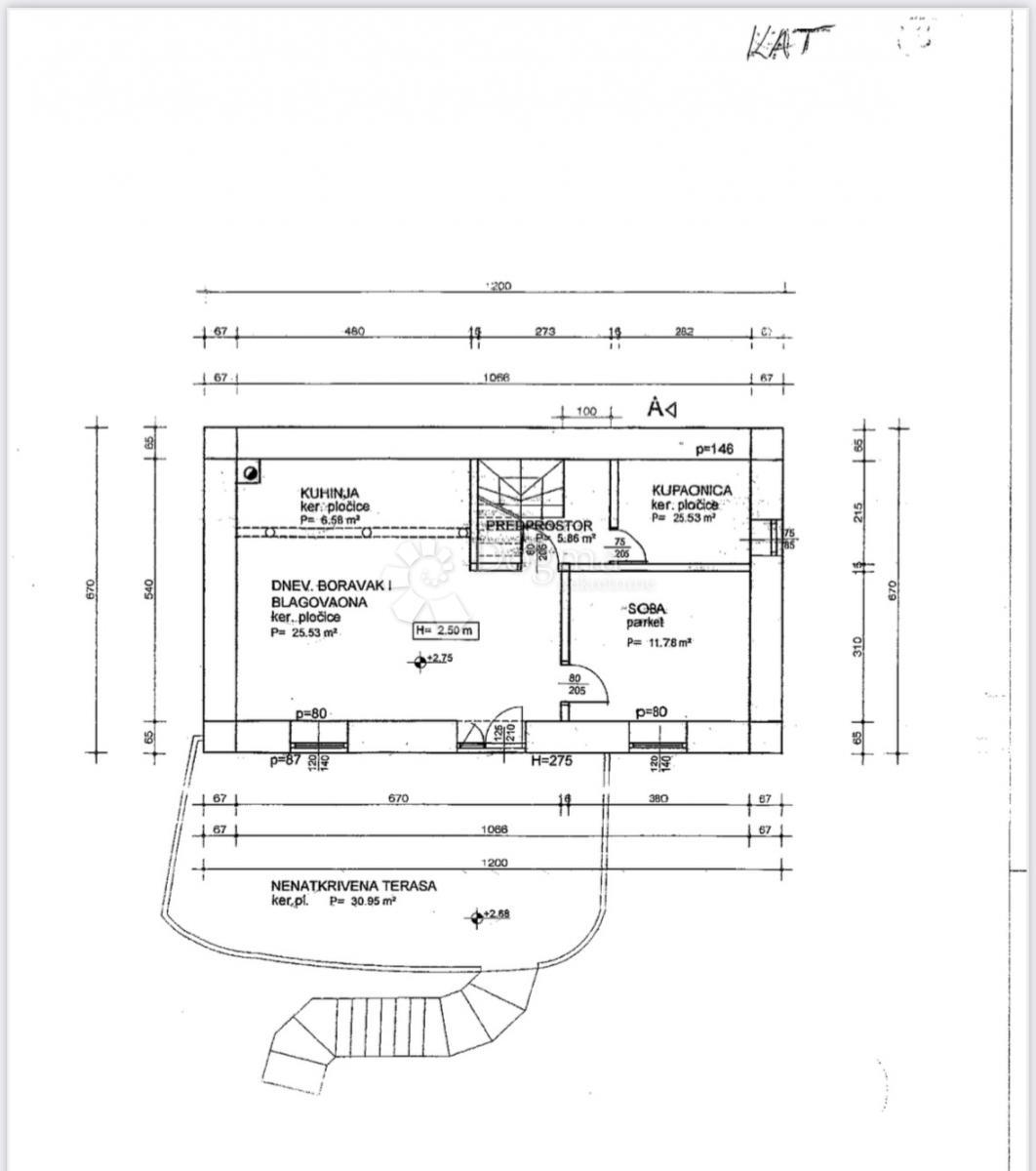 Hiša Srdoči, Rijeka, 243m2