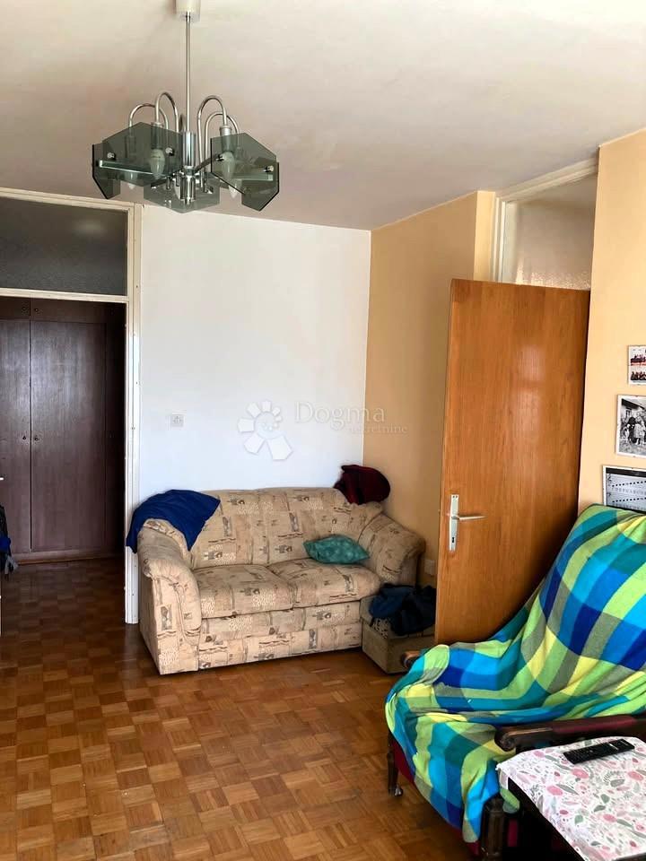 Zadarsko stanovanje 60m2, velik balkon