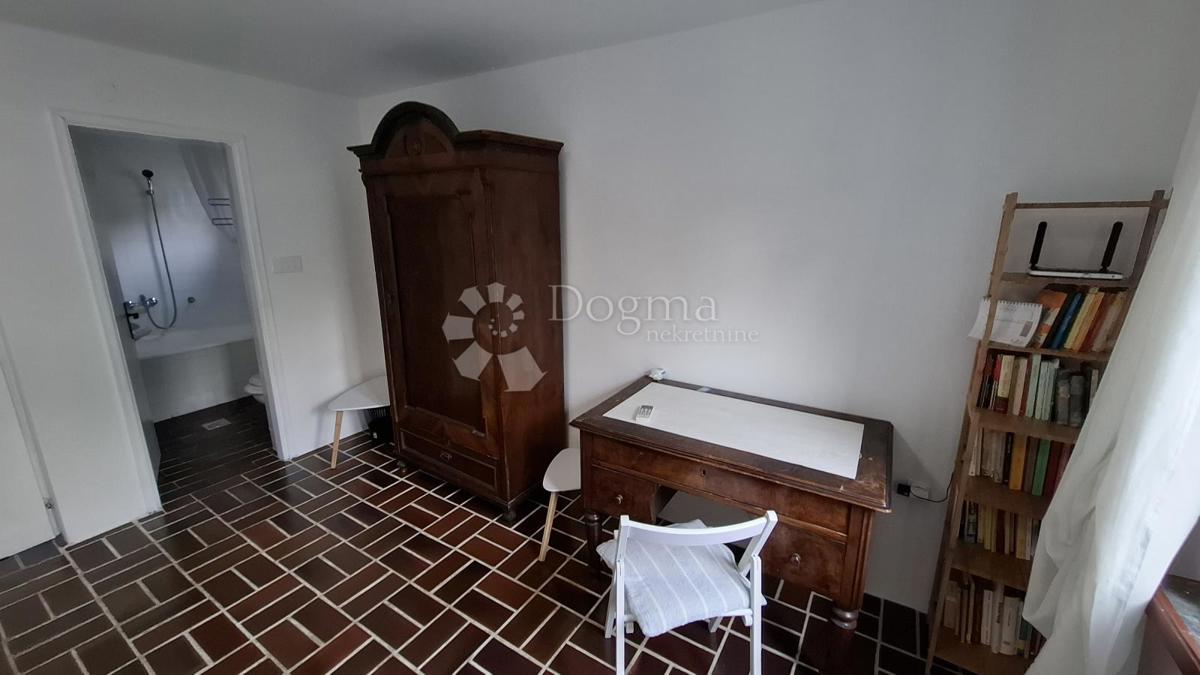 Hiša Mali Lošinj, 187,92m2