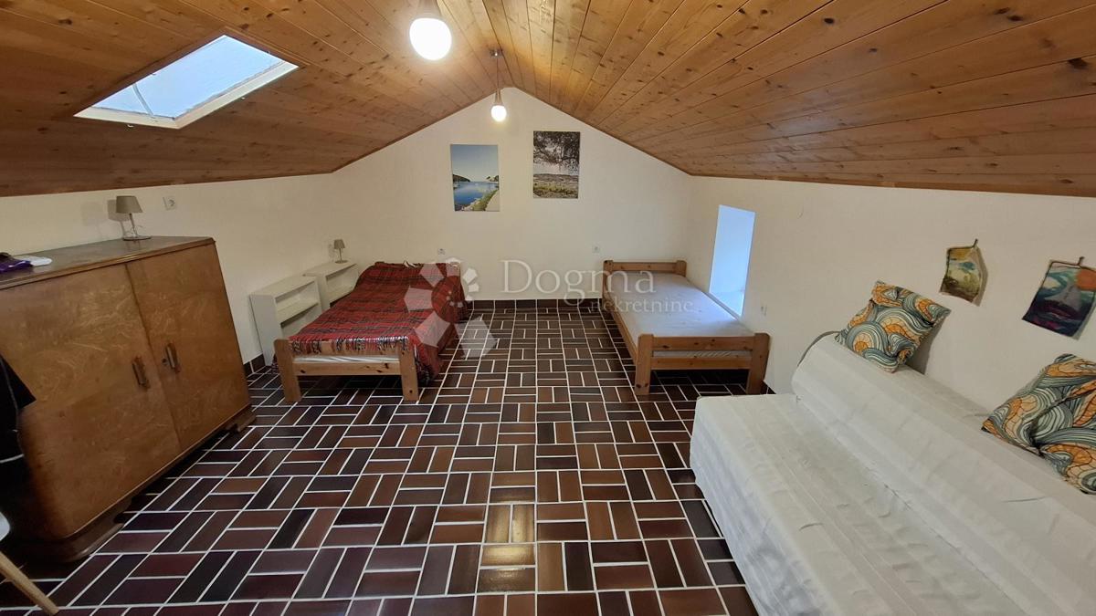 Hiša Mali Lošinj, 187,92m2