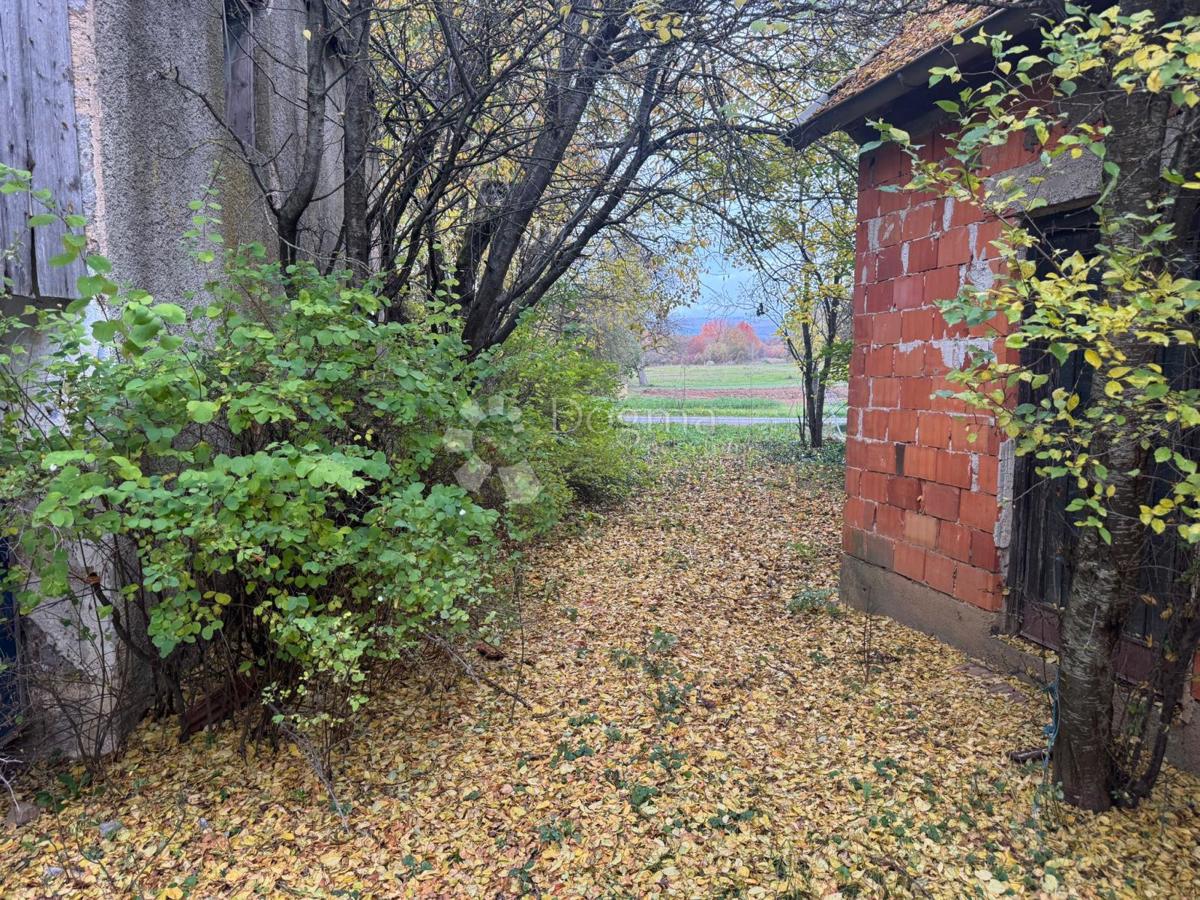 Zazidljivo zemljišče Čovići, Otočac, 10.001m2