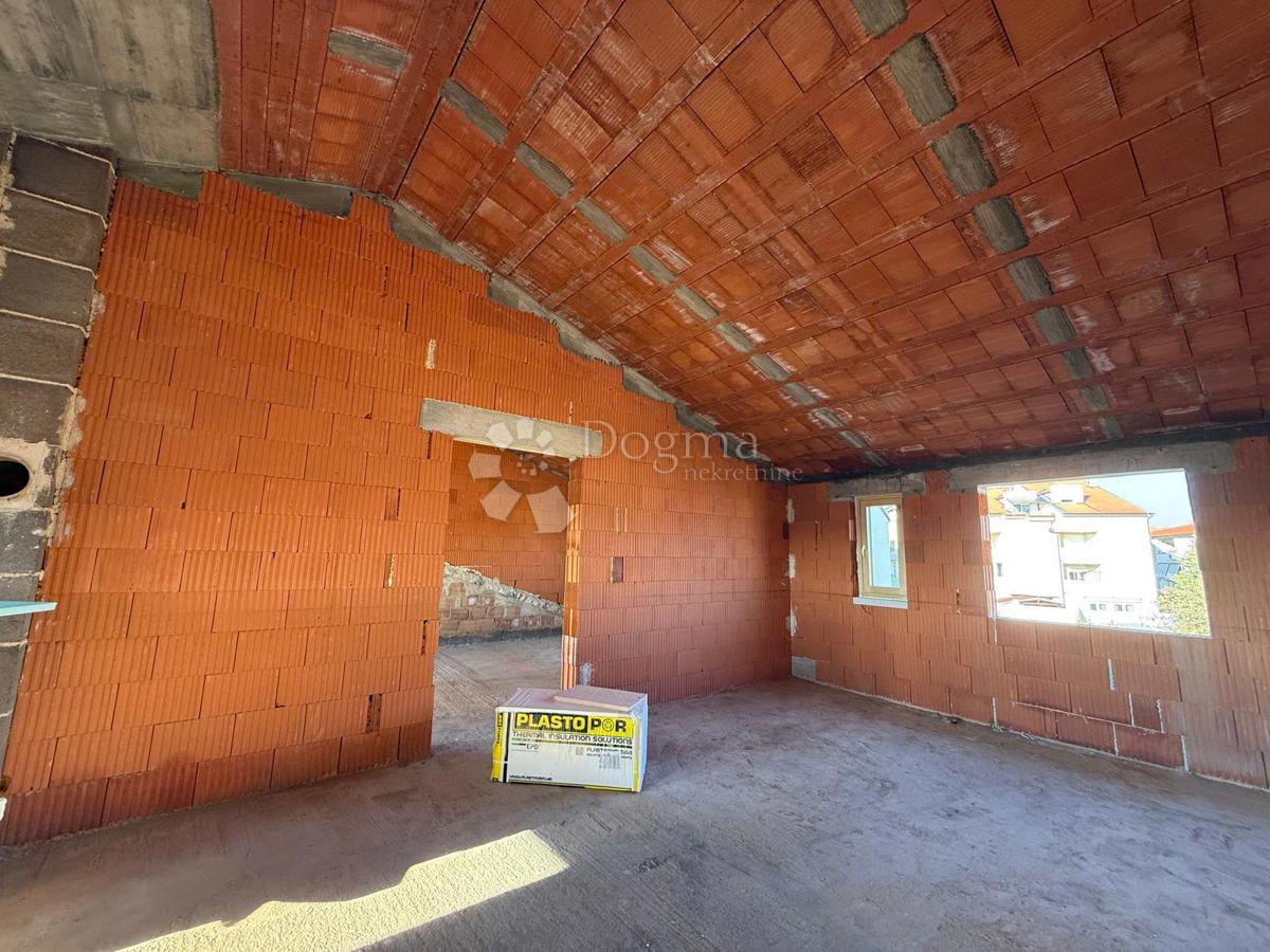 Stanovanje Valdebek, Pula, 95,66m2