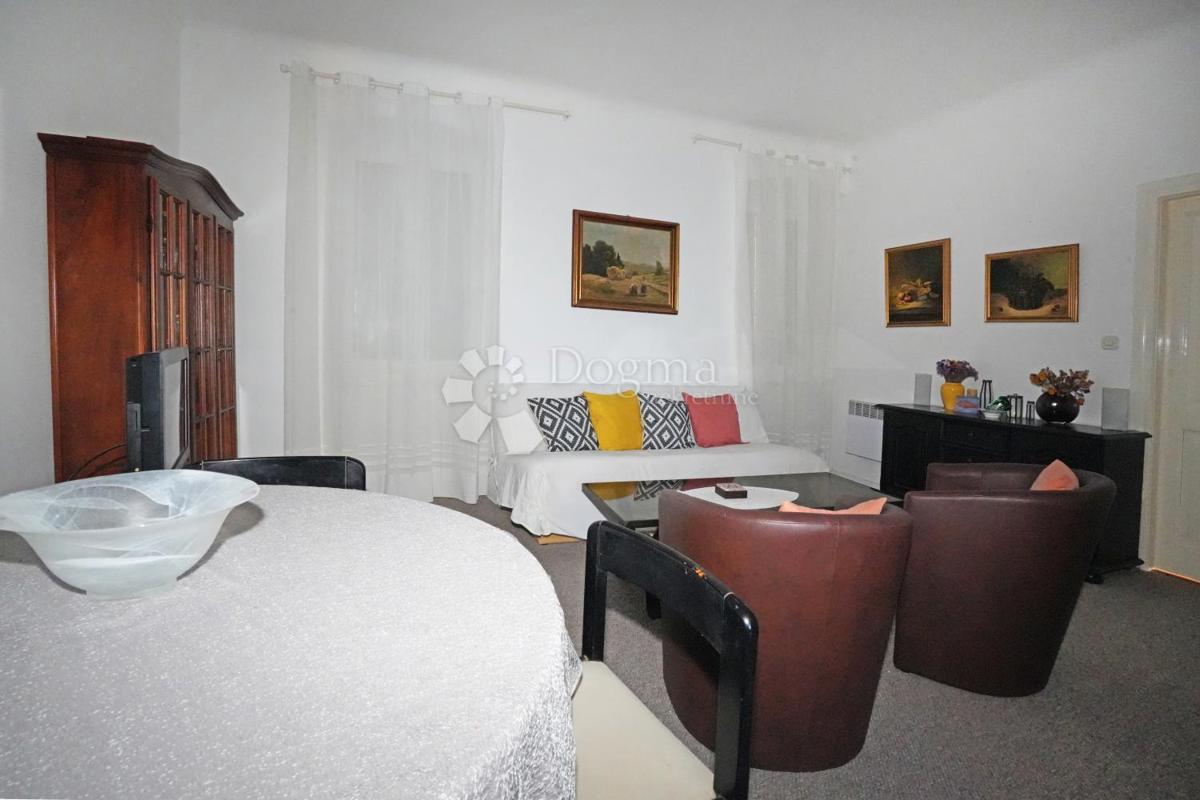 Stanovanje Rovinj, 59m2