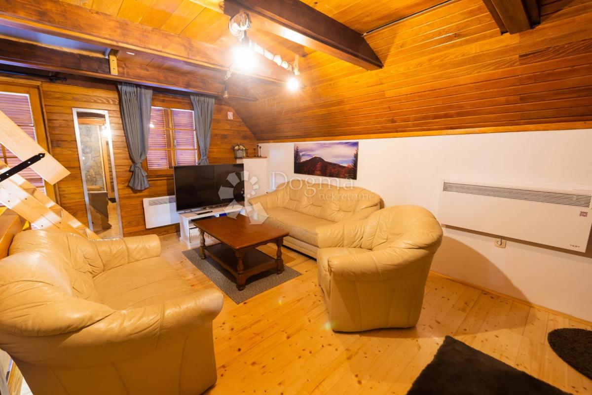 Hiša Jasenak, Ogulin, Vrelo, 152m2