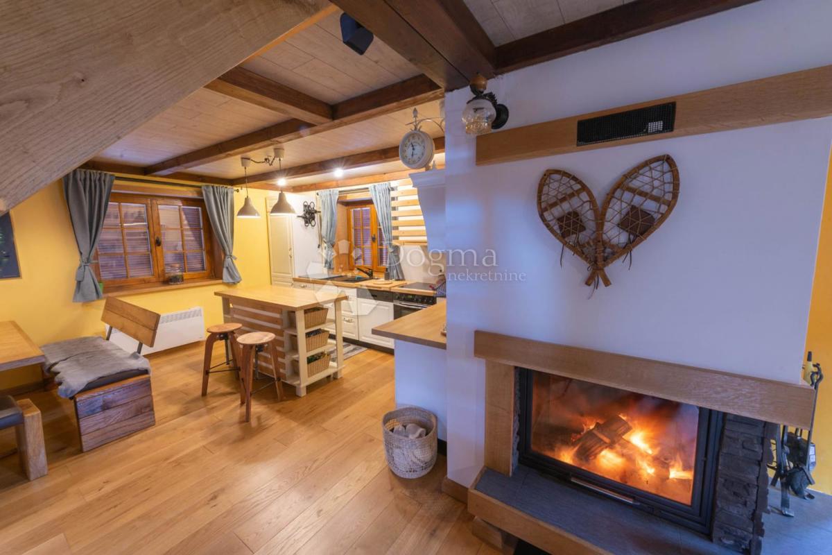 Hiša Jasenak, Ogulin, Vrelo, 152m2