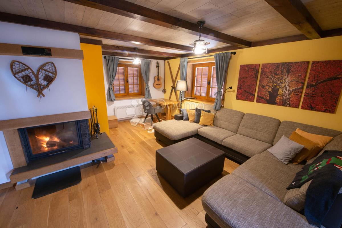 Hiša Jasenak, Ogulin, Vrelo, 152m2