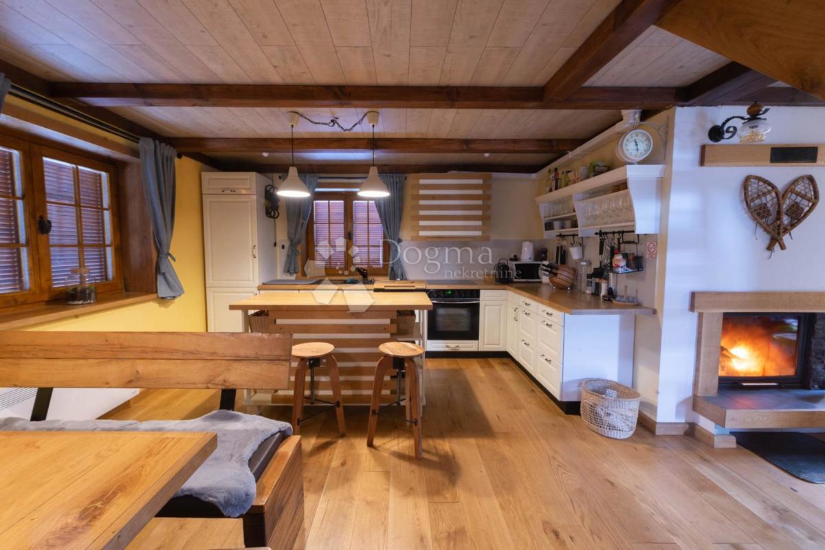 Hiša Jasenak, Ogulin, Vrelo, 152m2