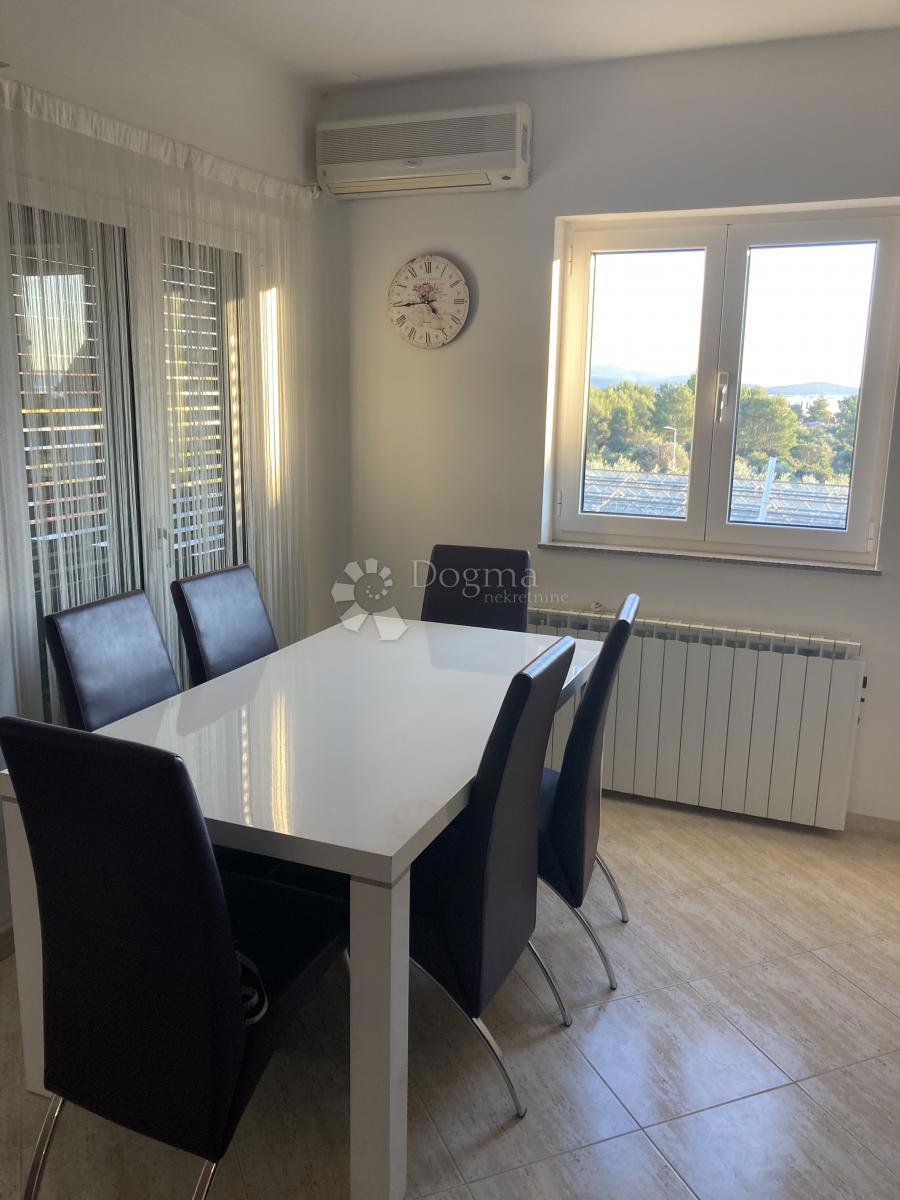 Stanovanje Podsolarsko, Šibenik - Okolica, 83,86m2