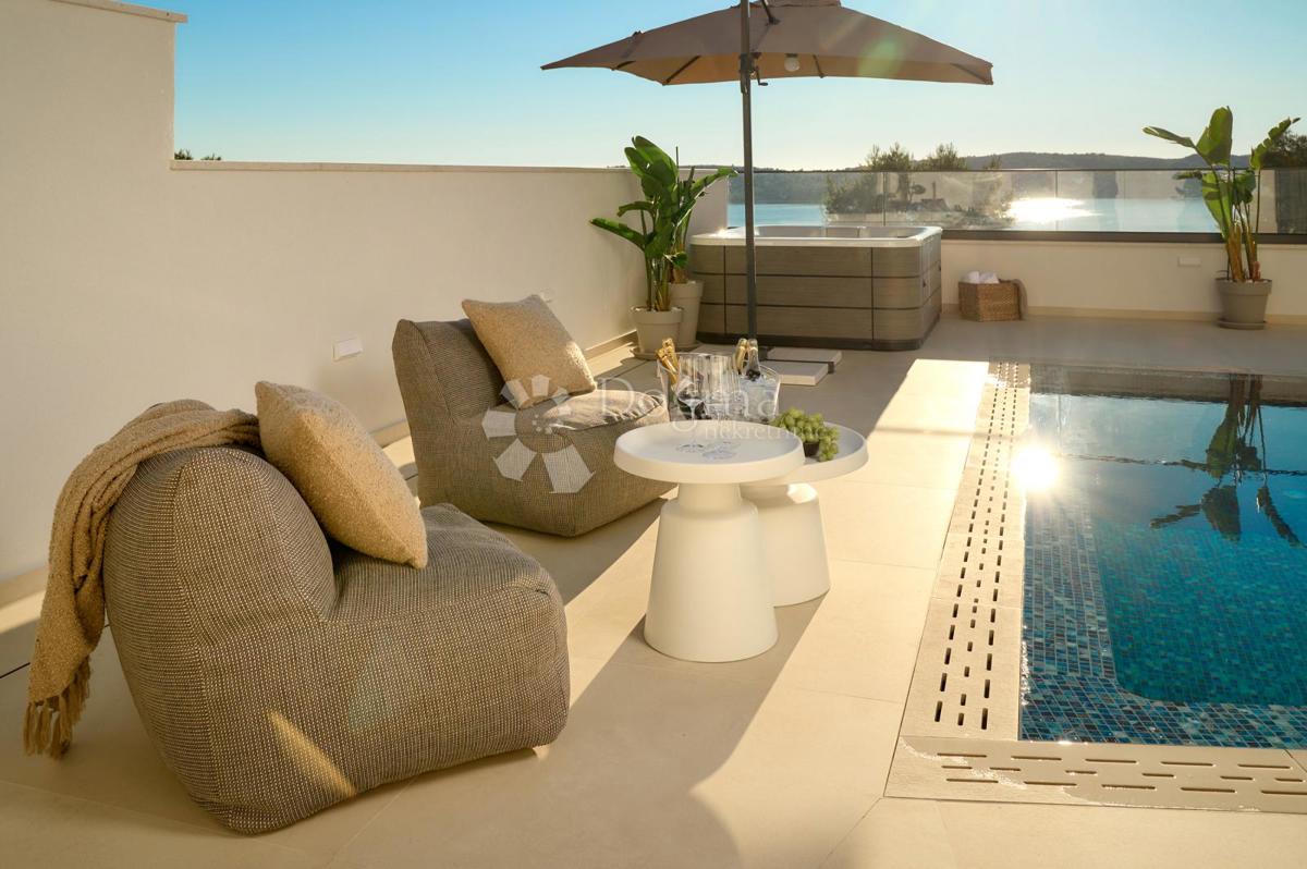 Hiša Čiovo, Trogir, 351m2