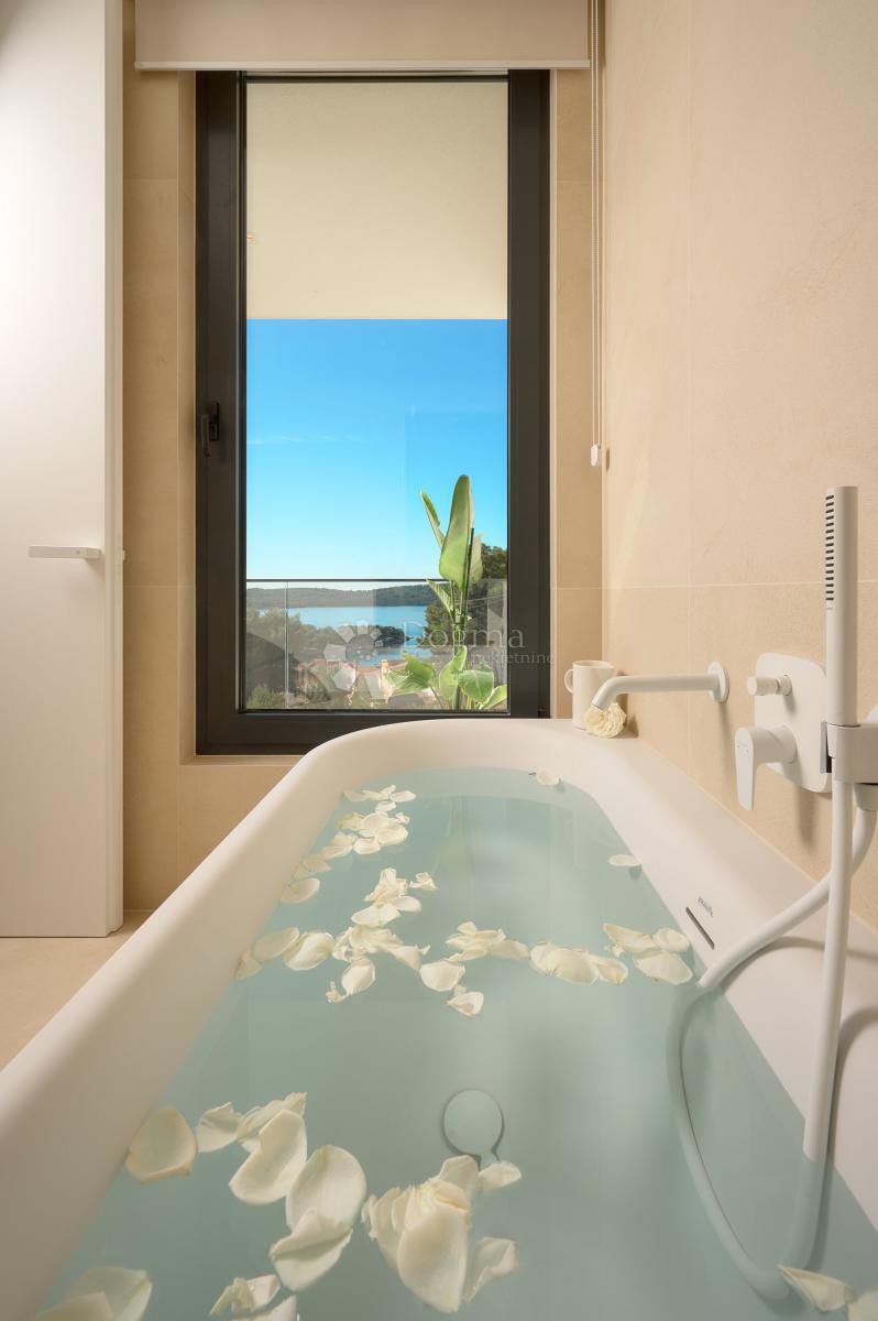 Hiša Čiovo, Trogir, 351m2