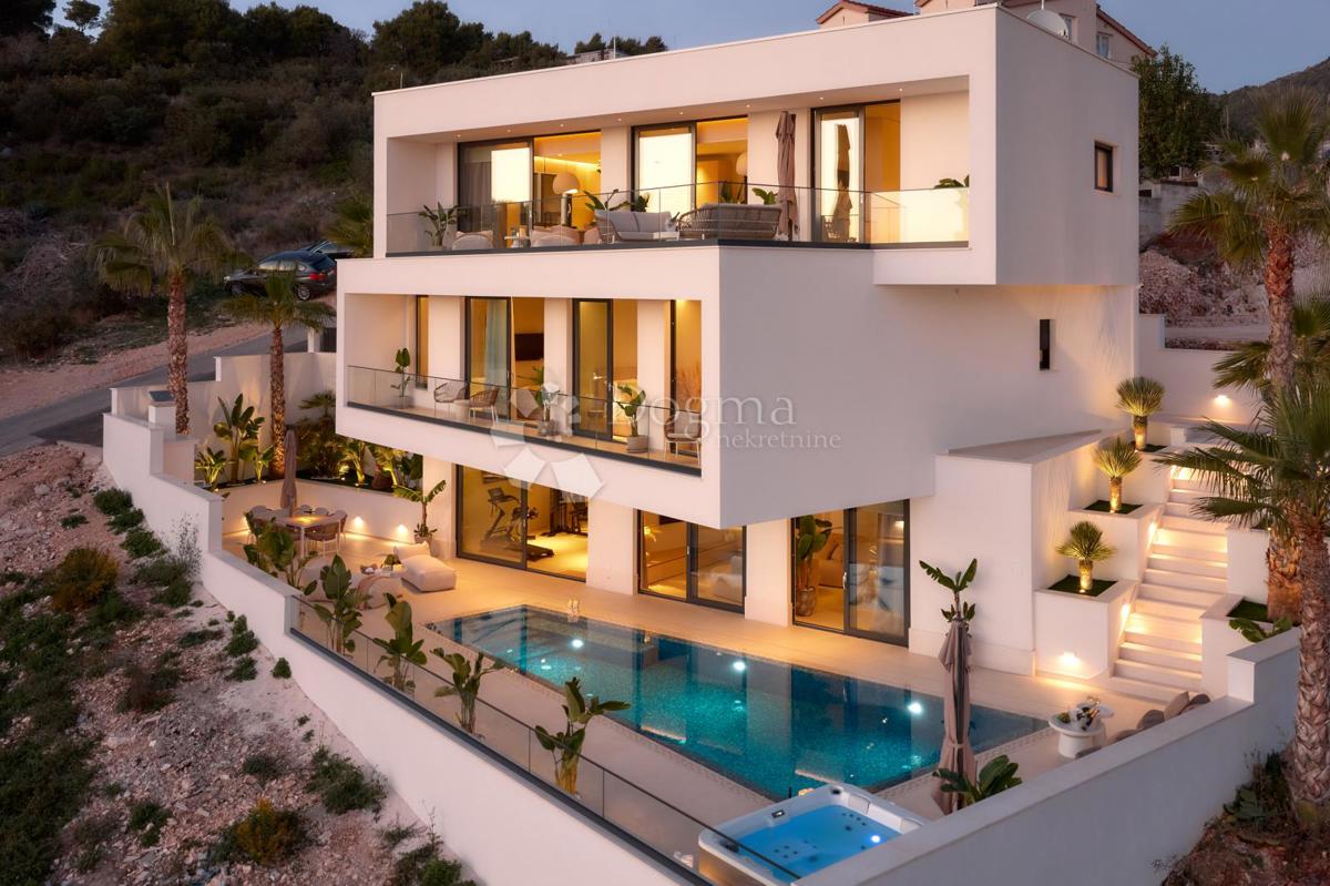 Hiša Čiovo, Trogir, 351m2