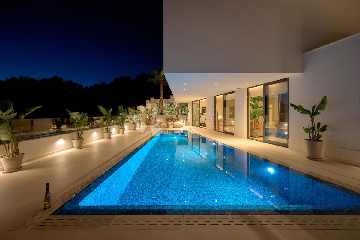 Hiša Čiovo, Trogir, 351m2