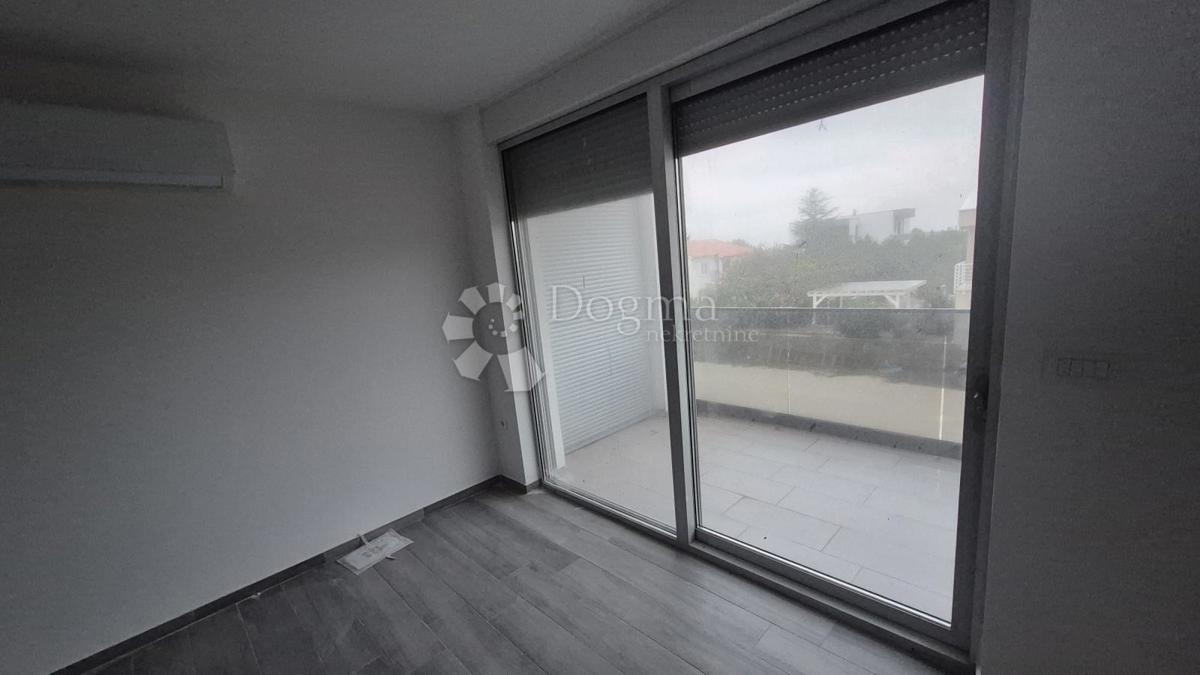 Dvosobno stanovanje v novogradnji 1 km od morja, površina 54,47 m2