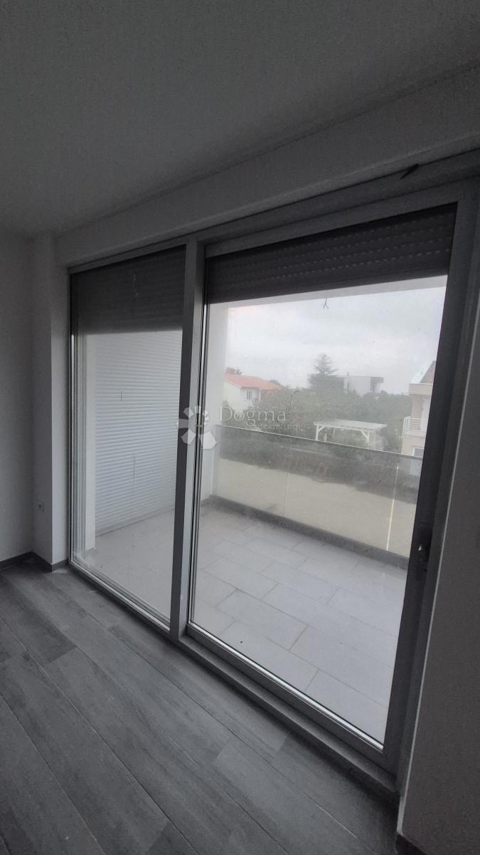 Dvosobno stanovanje v novogradnji 1 km od morja, površina 54,47 m2