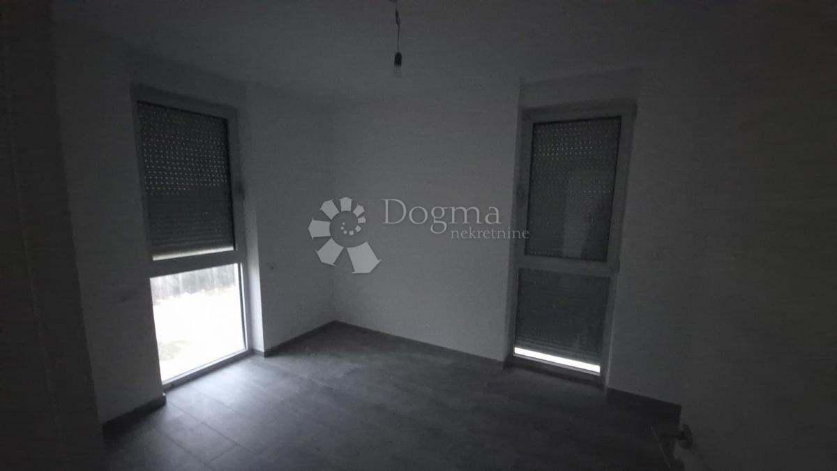 Dvosobno stanovanje v novogradnji 1 km od morja, površina 54,47 m2