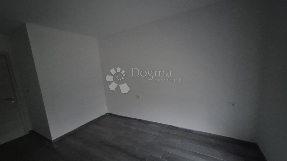 Dvosobno stanovanje v novogradnji 1 km od morja, površina 54,47 m2