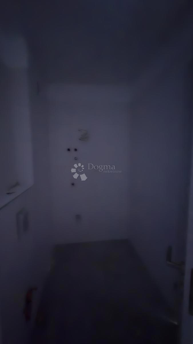 Dvosobno stanovanje v novogradnji 1 km od morja, površina 54,47 m2