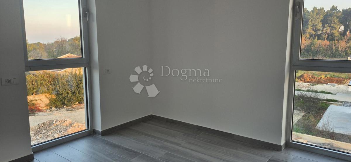 Dvosobno stanovanje v novogradnji 1 km od morja, površina 54,47 m2