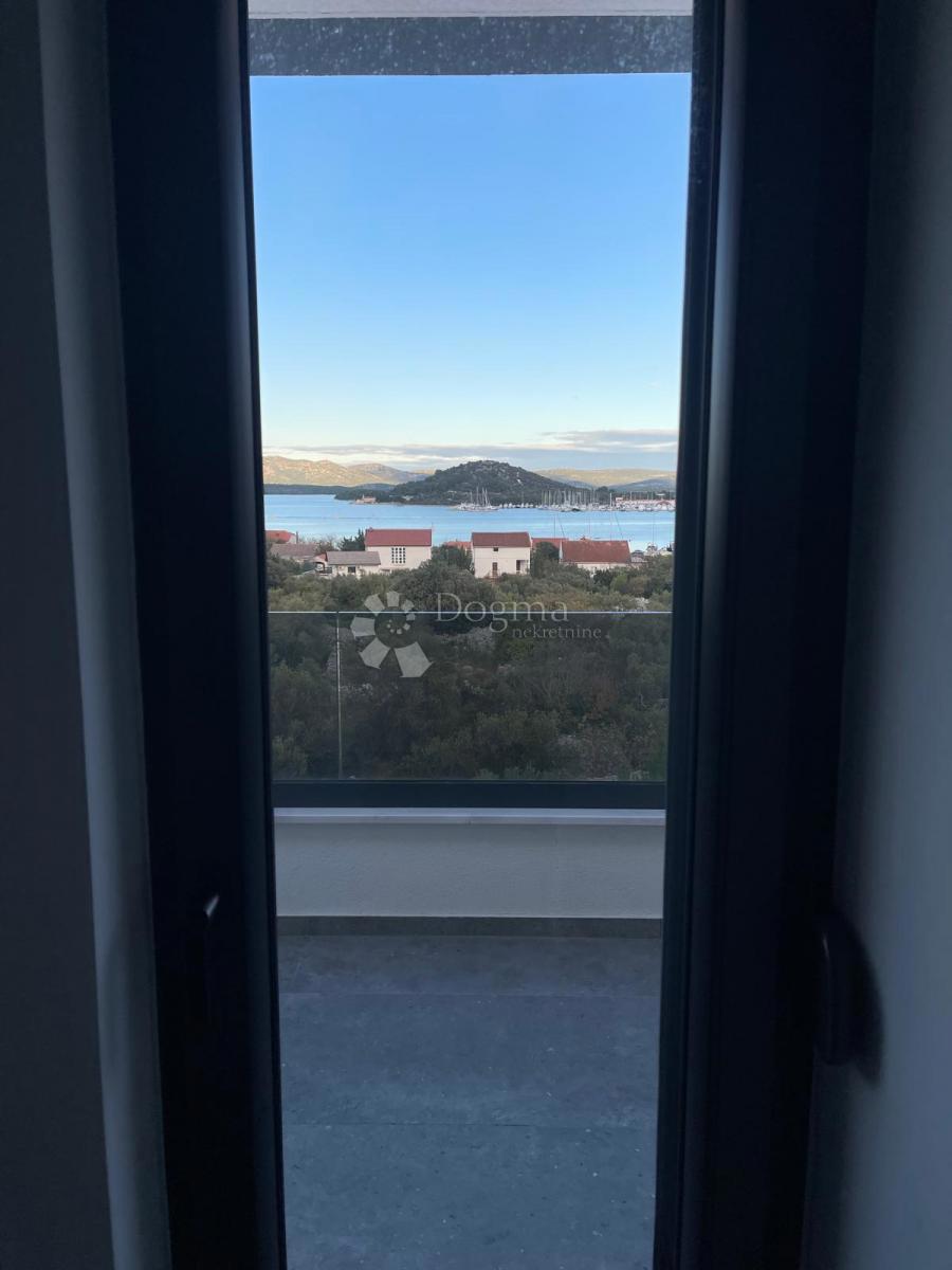 Stanovanje Murter, 91,06m2