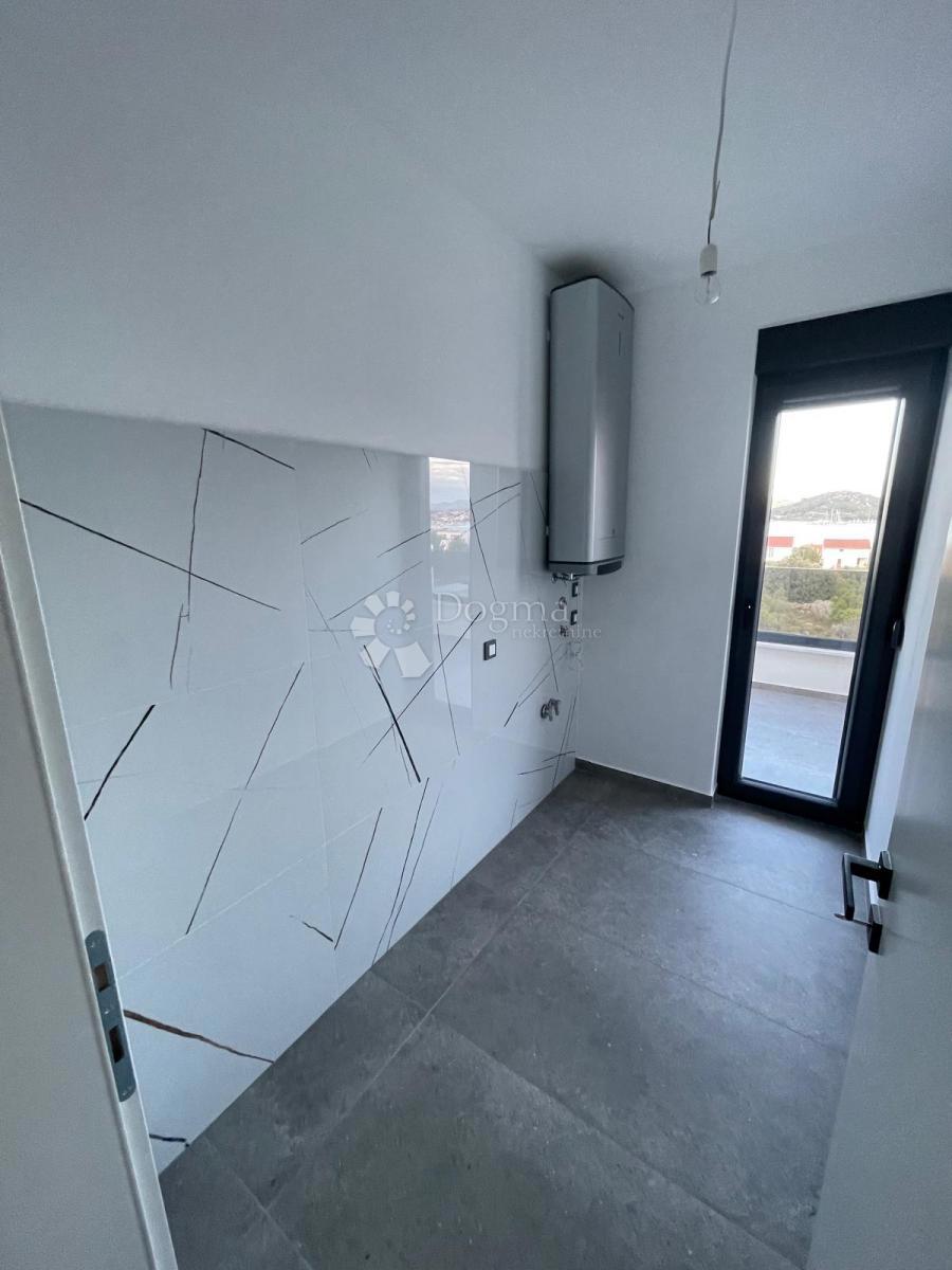 Stanovanje Murter, 91,06m2