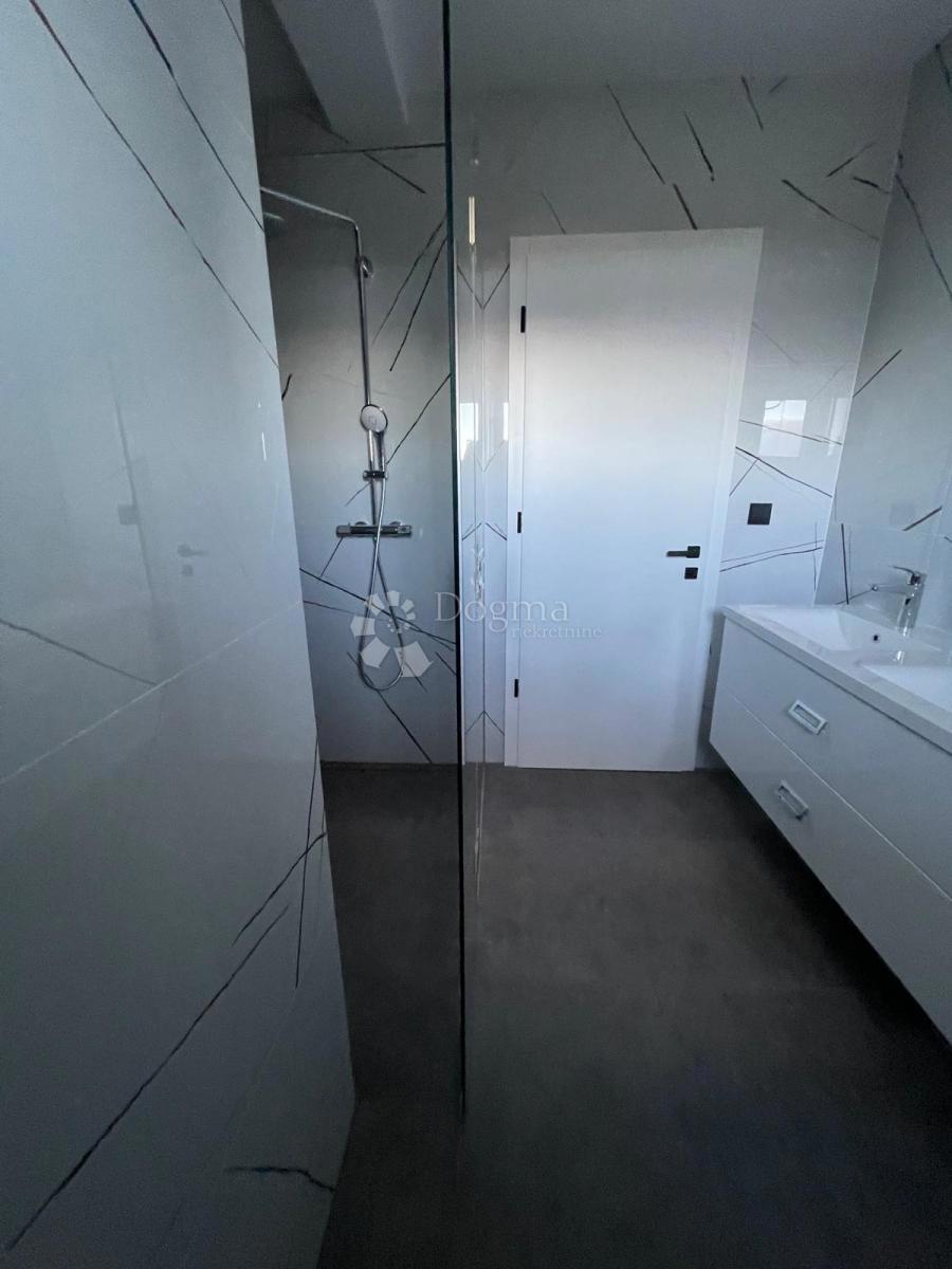 Stanovanje Murter, 91,06m2