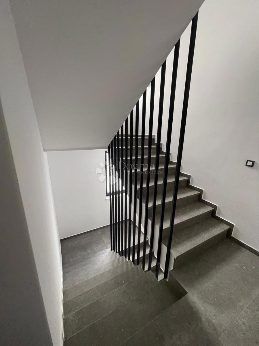 Stanovanje Murter, 91,06m2