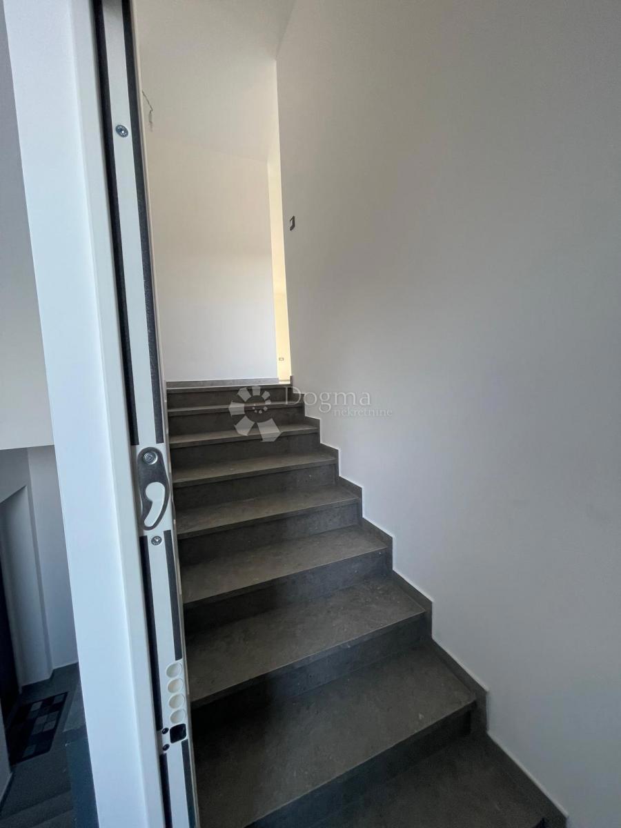 Stanovanje Murter, 91,06m2