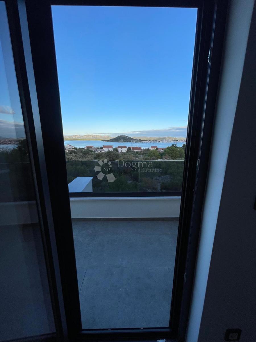 Stanovanje Murter, 91,06m2