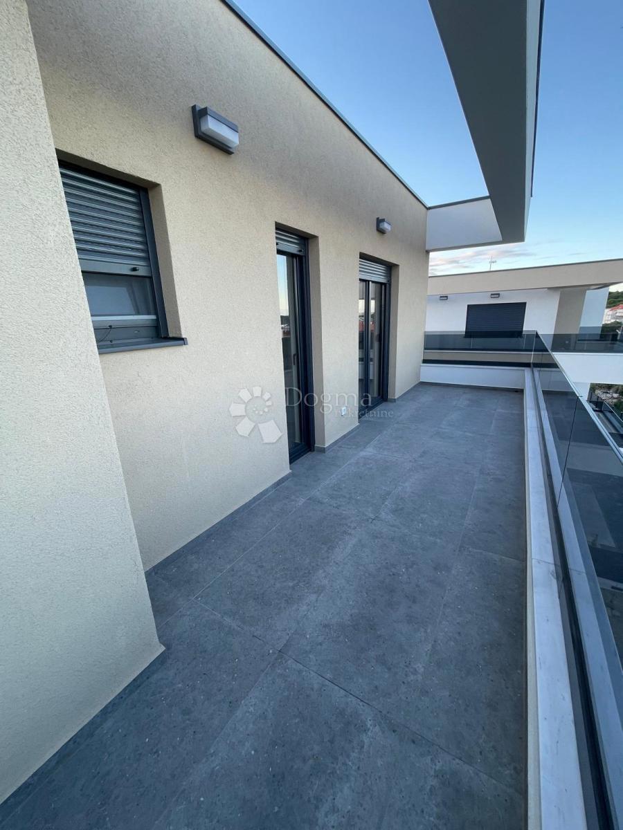 Stanovanje Murter, 91,06m2