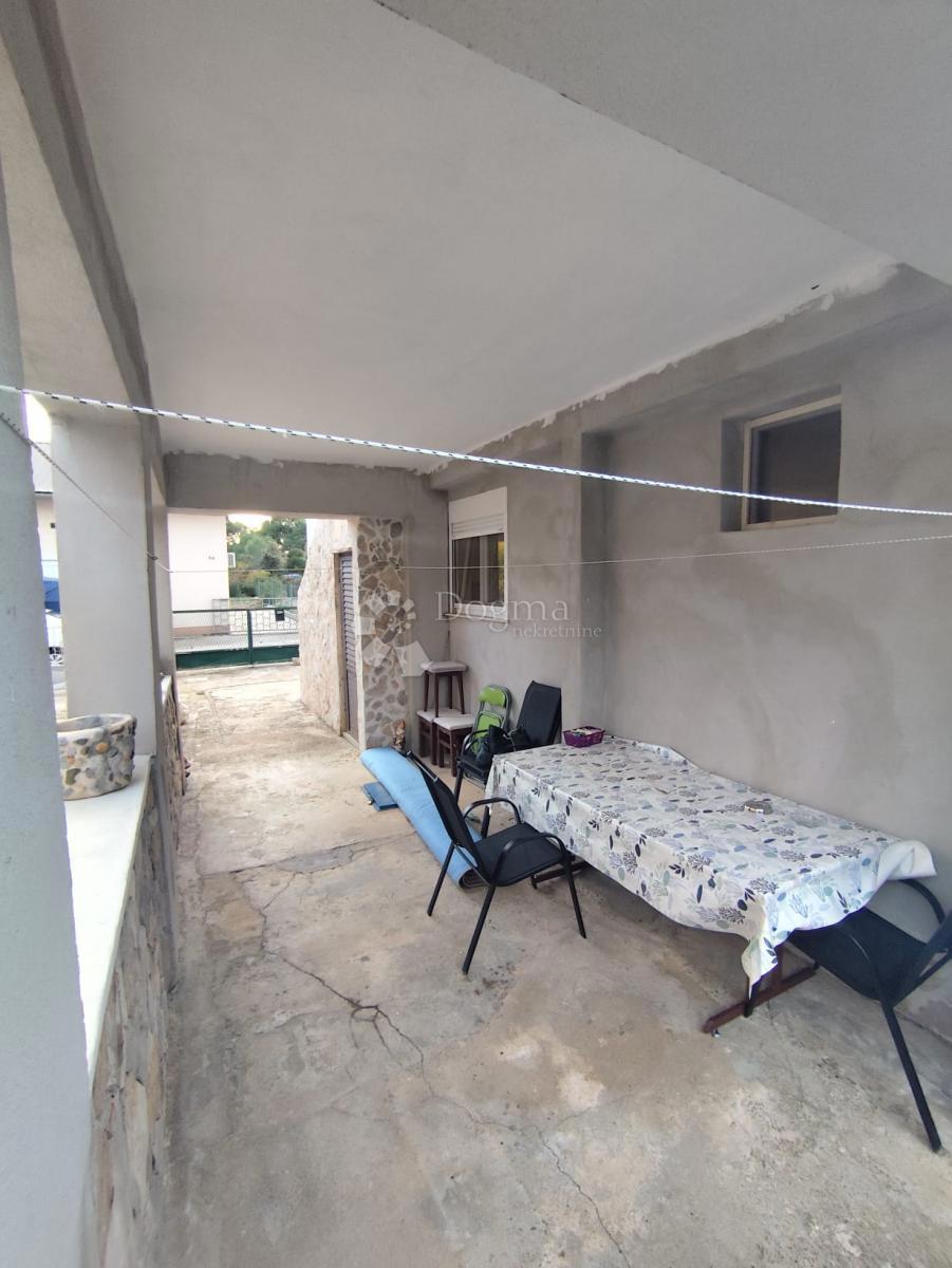 Hiša Pirovac, 110m2