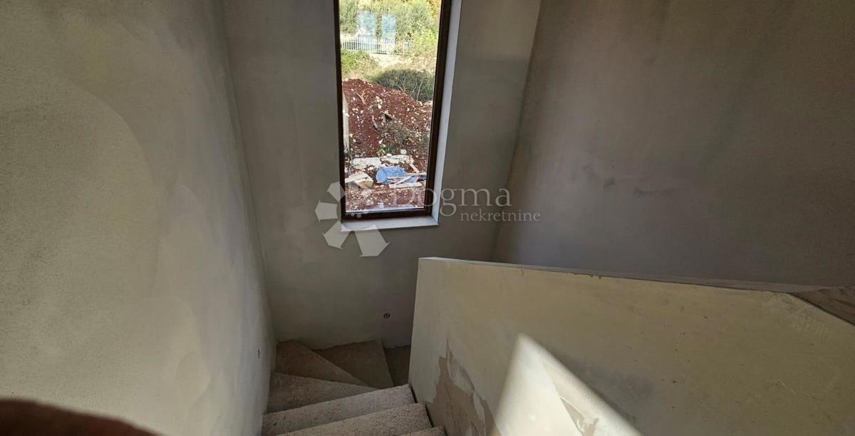 Hiša Kaštelir, Kaštelir-Labinci, 190m2