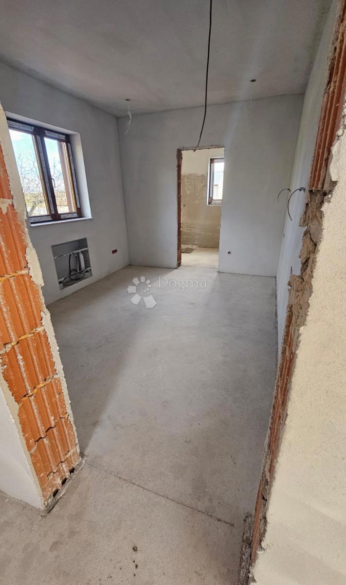 Hiša Kaštelir, Kaštelir-Labinci, 190m2