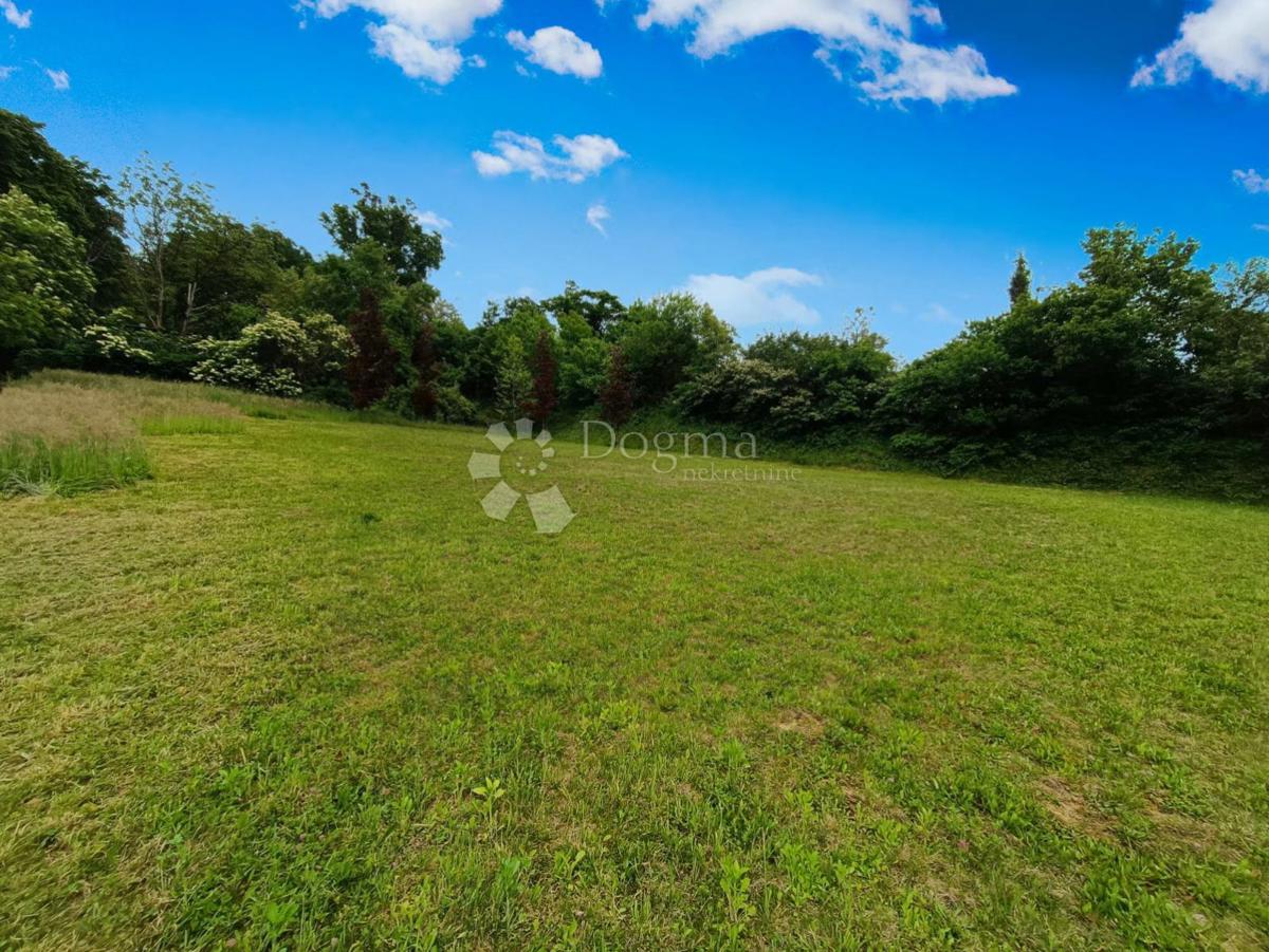 Zazidljivo zemljišče Gračani, Podsljeme, 2.012m2