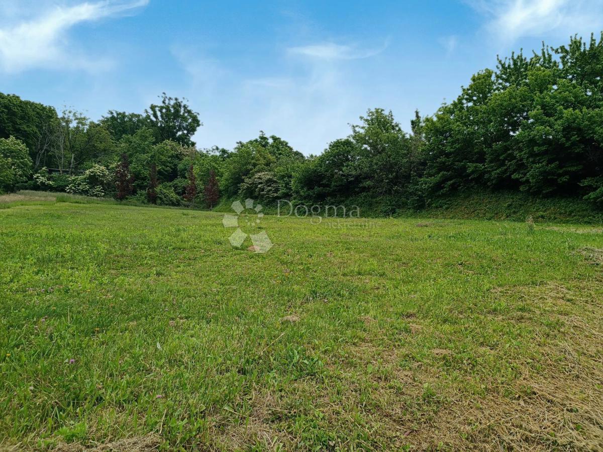 Zazidljivo zemljišče Gračani, Podsljeme, 2.012m2