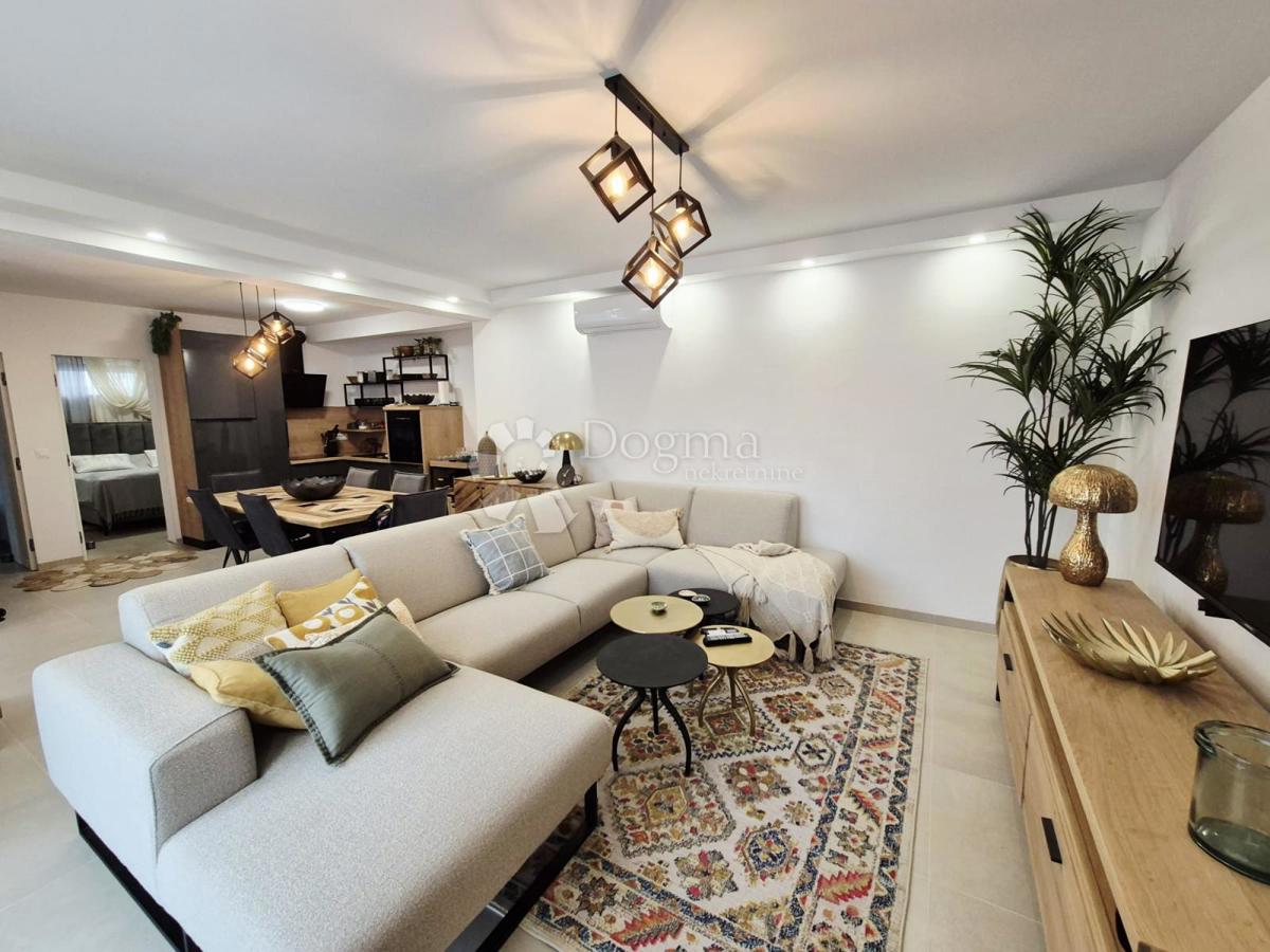 Stanovanje Mastrinka, Trogir - Okolica, 65m2