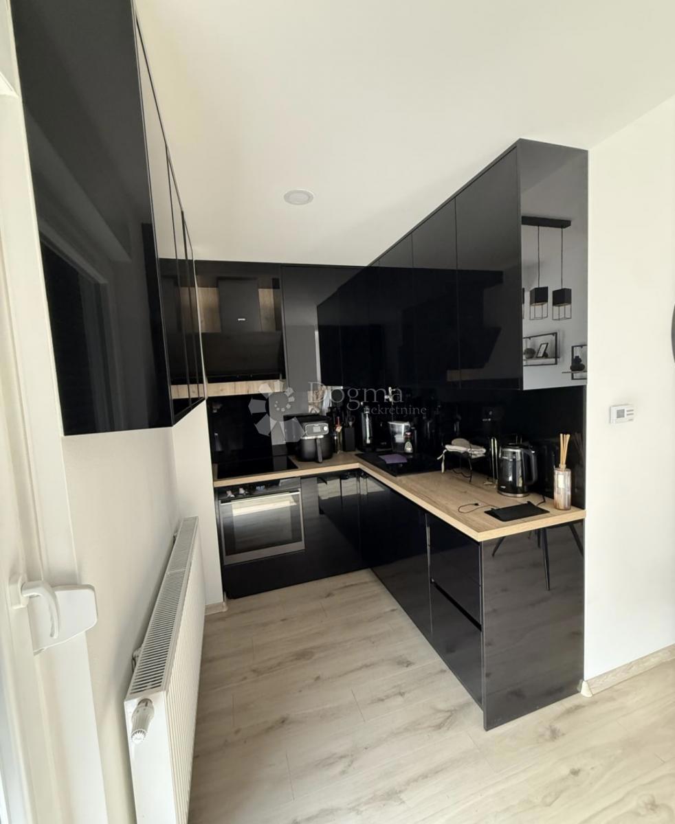 Stanovanje Oporovec, Gornja Dubrava, 87,11m2