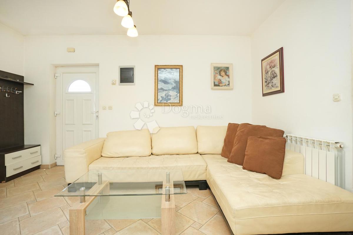 Stanovanje Štinjan, Pula, 70,02m2