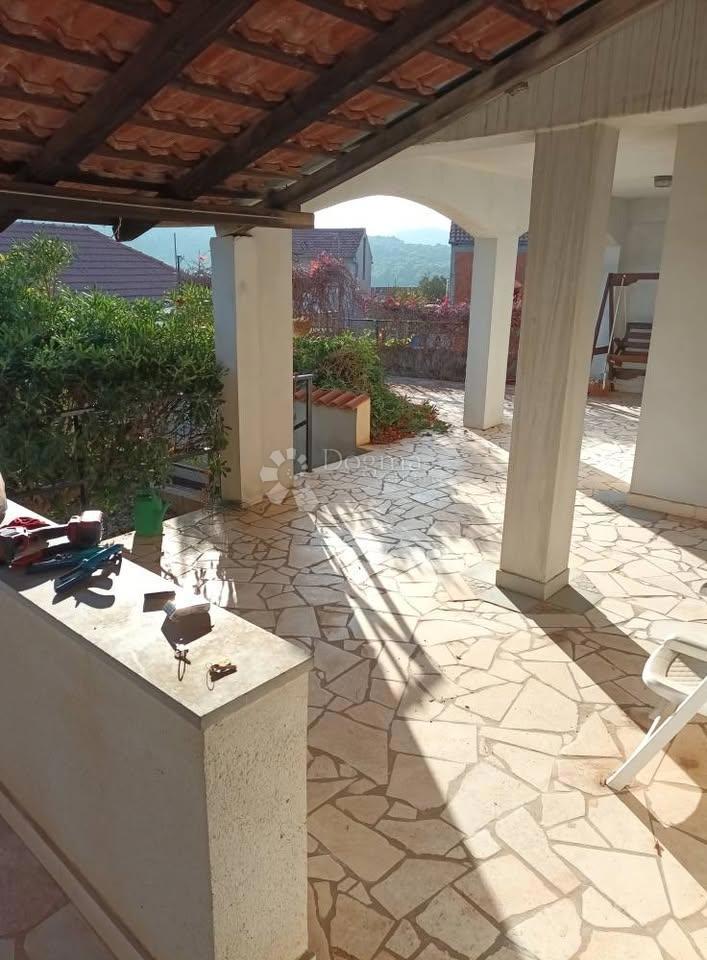 Hiša Kaprije, Šibenik - Okolica, 158m2