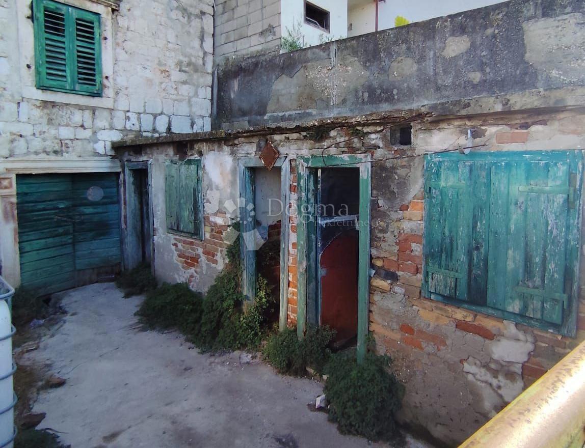 Hiša Dolac, Šibenik, 135m2